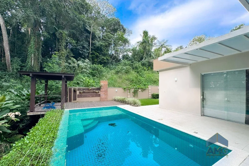 Casa, 3 quartos, 210 m² - Foto 4