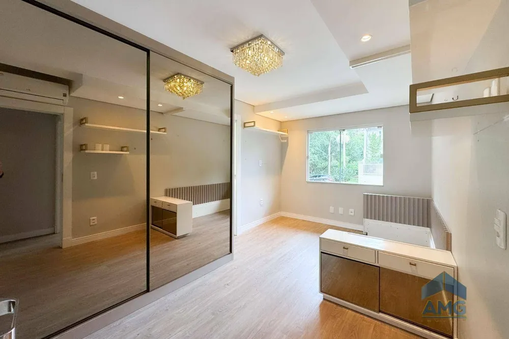 Casa, 3 quartos, 210 m² - Foto 14