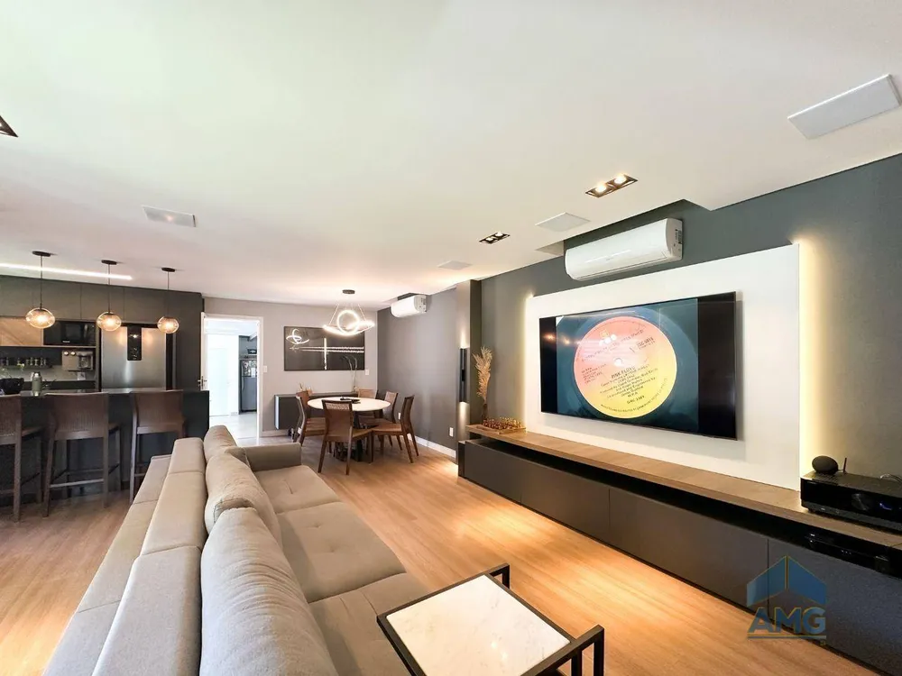 Casa, 3 quartos, 191 m² - Foto 1