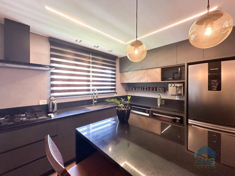Casa, 3 quartos, 191 m² - Foto 6