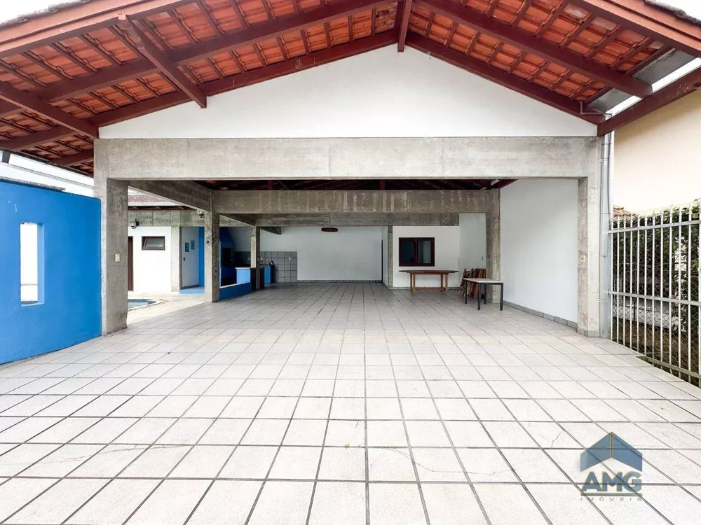 Casa, 4 quartos, 384 m² - Foto 1