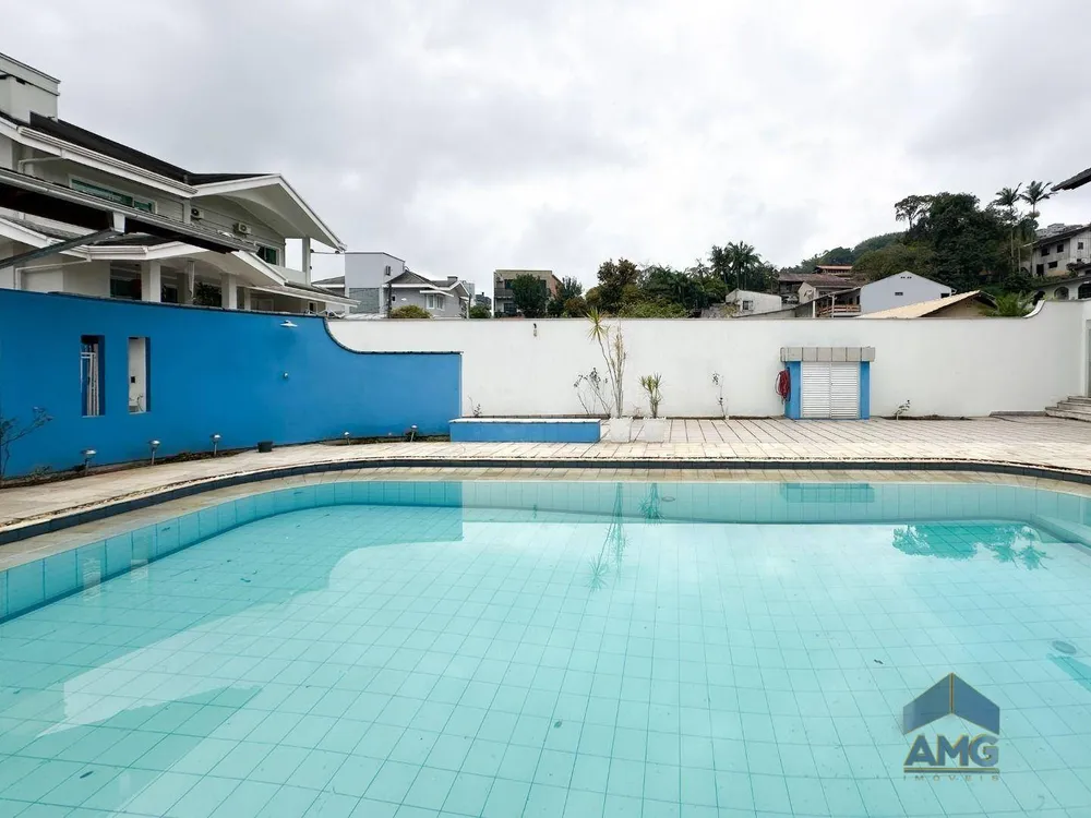 Casa, 4 quartos, 384 m² - Foto 1