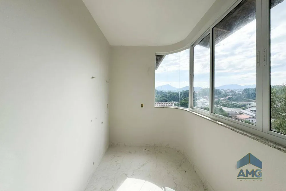 Casa, 3 quartos, 194 m² - Foto 4