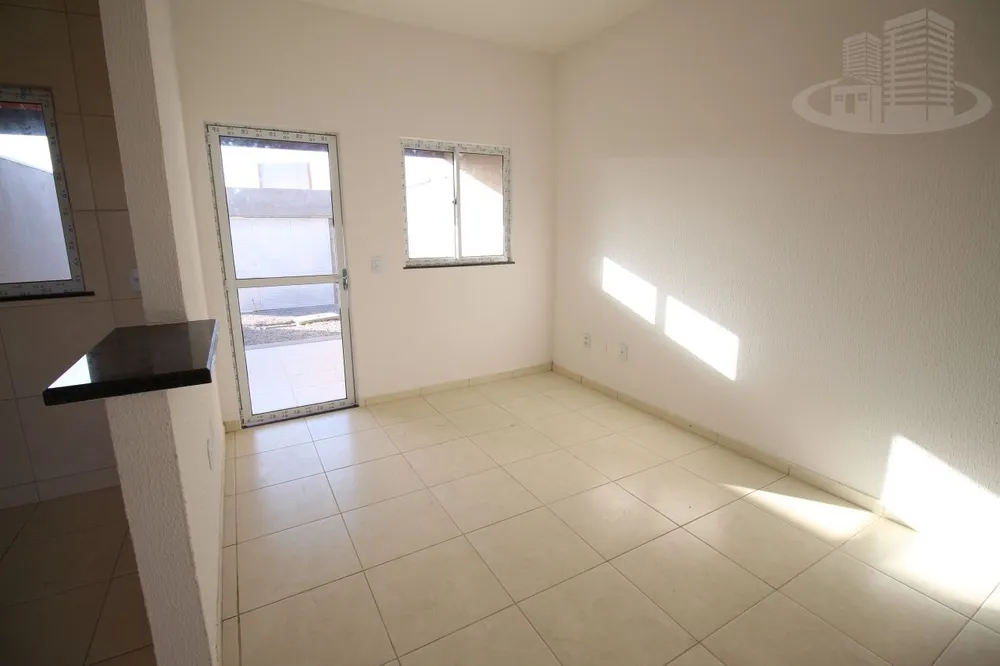 Casa, 2 quartos, 72 m² - Foto 2