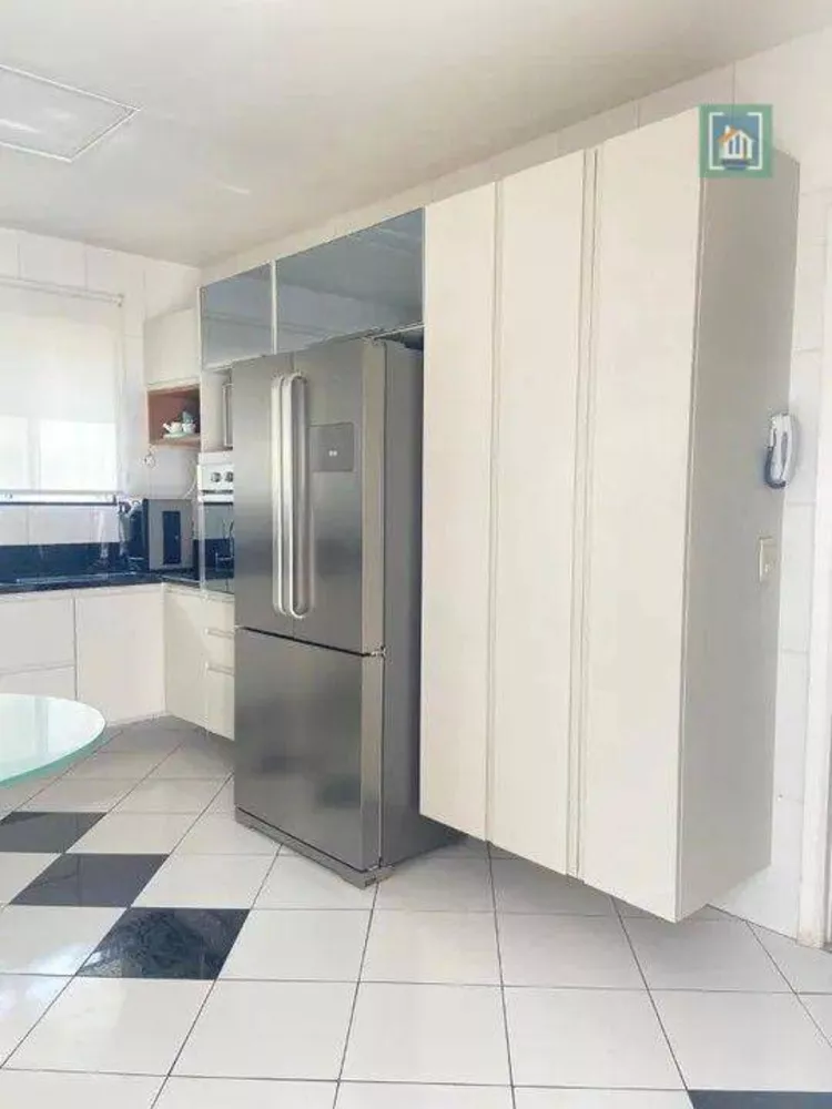 Casa à venda com 5 quartos, 251m² - Foto 12