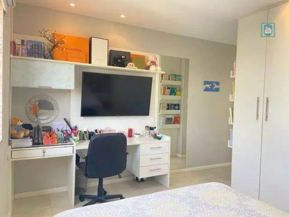 Casa à venda com 5 quartos, 251m² - Foto 13