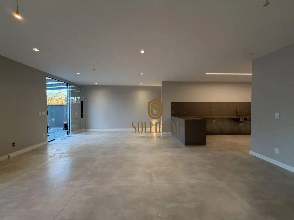 Casa, 3 quartos, 208 m² - Foto 6