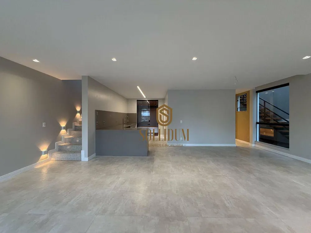 Casa, 3 quartos, 208 m² - Foto 5