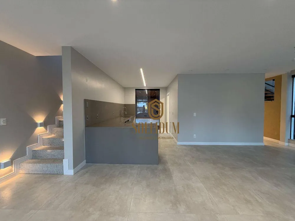 Casa, 3 quartos, 208 m² - Foto 7