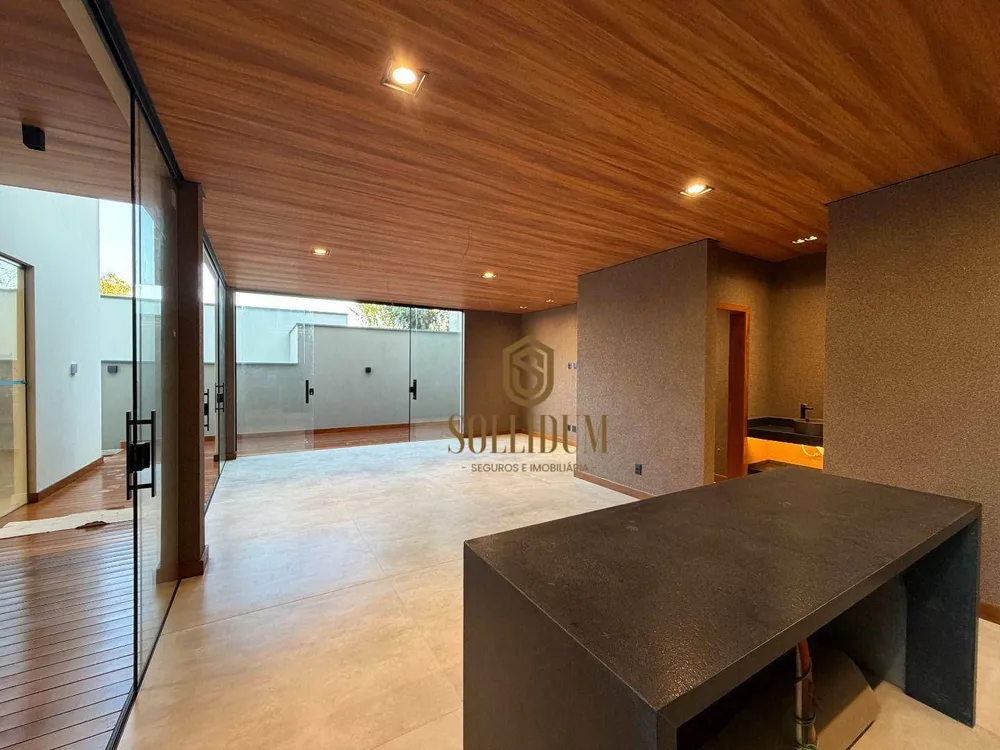 Casa, 3 quartos, 208 m² - Foto 17