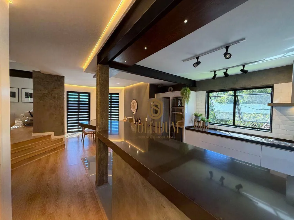Casa, 3 quartos, 273 m² - Foto 8