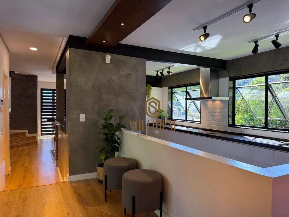 Casa, 3 quartos, 273 m² - Foto 11