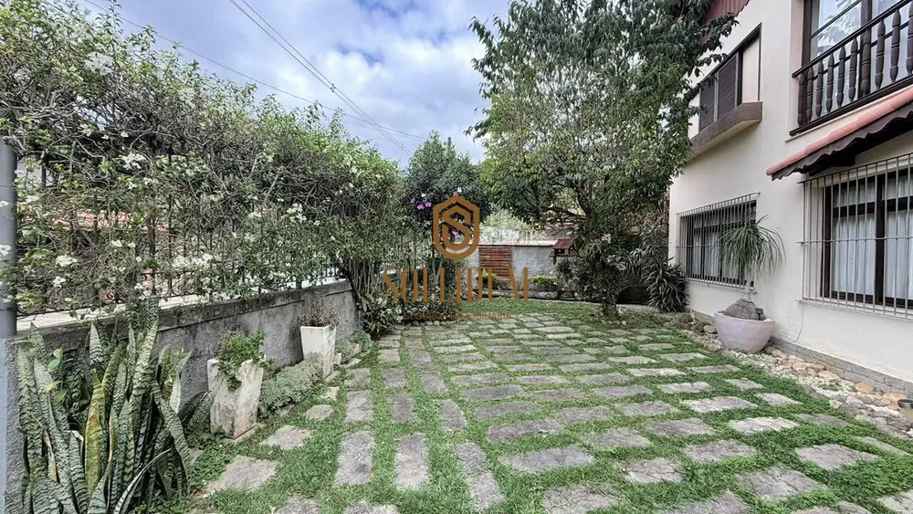 Casa, 4 quartos, 250 m² - Foto 4