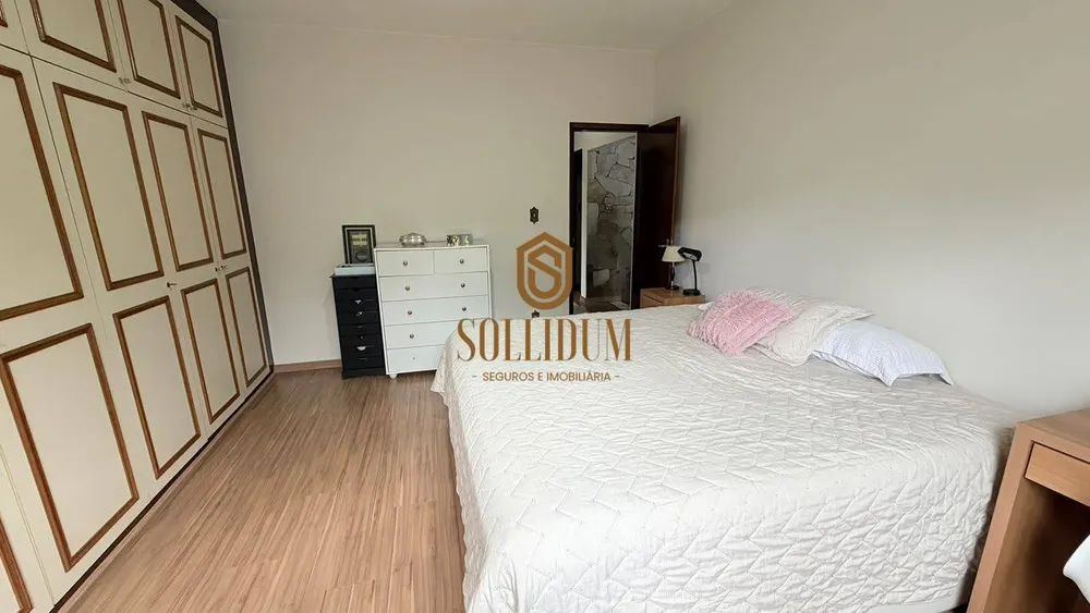 Casa, 4 quartos, 250 m² - Foto 5