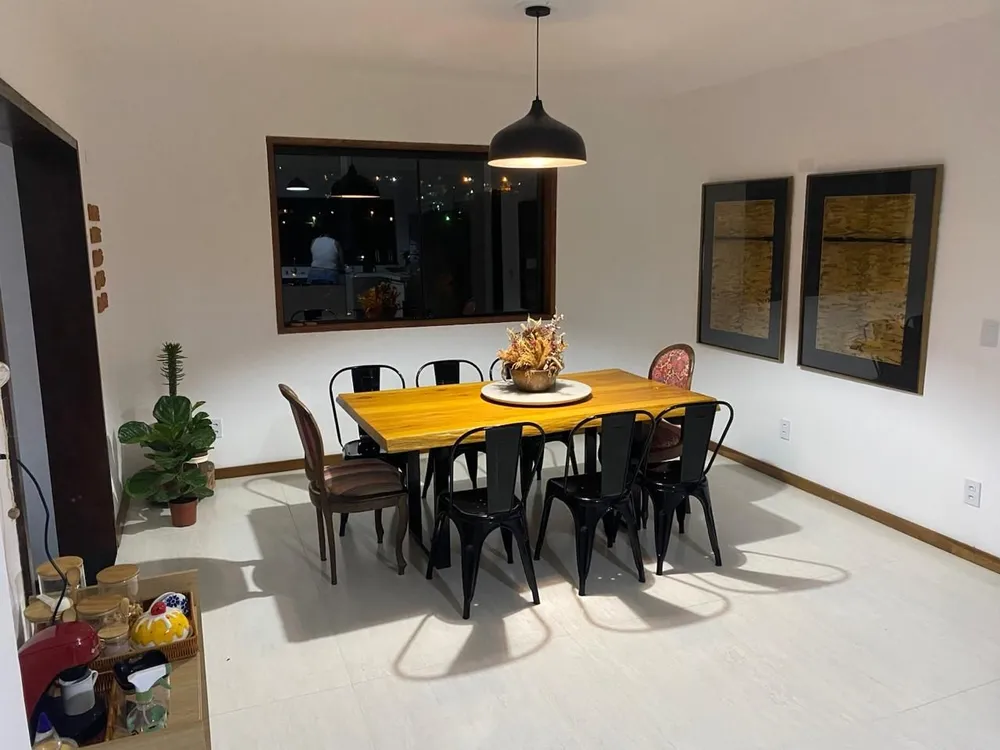 Casa, 5 quartos, 210 m² - Foto 2