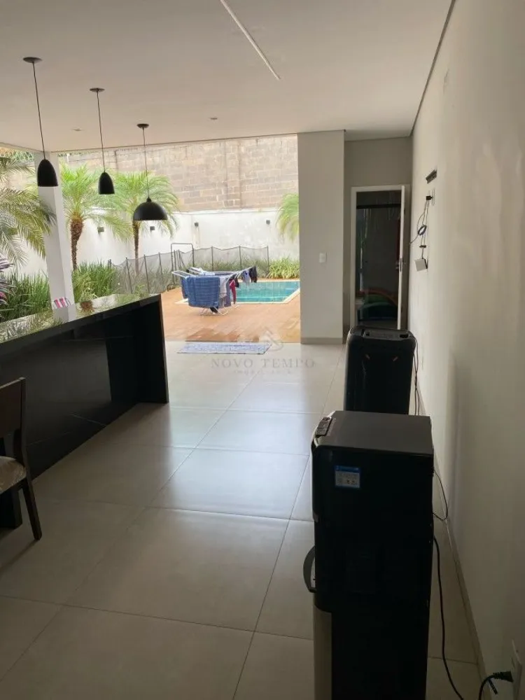 Casa, 3 quartos, 217 m² - Foto 3