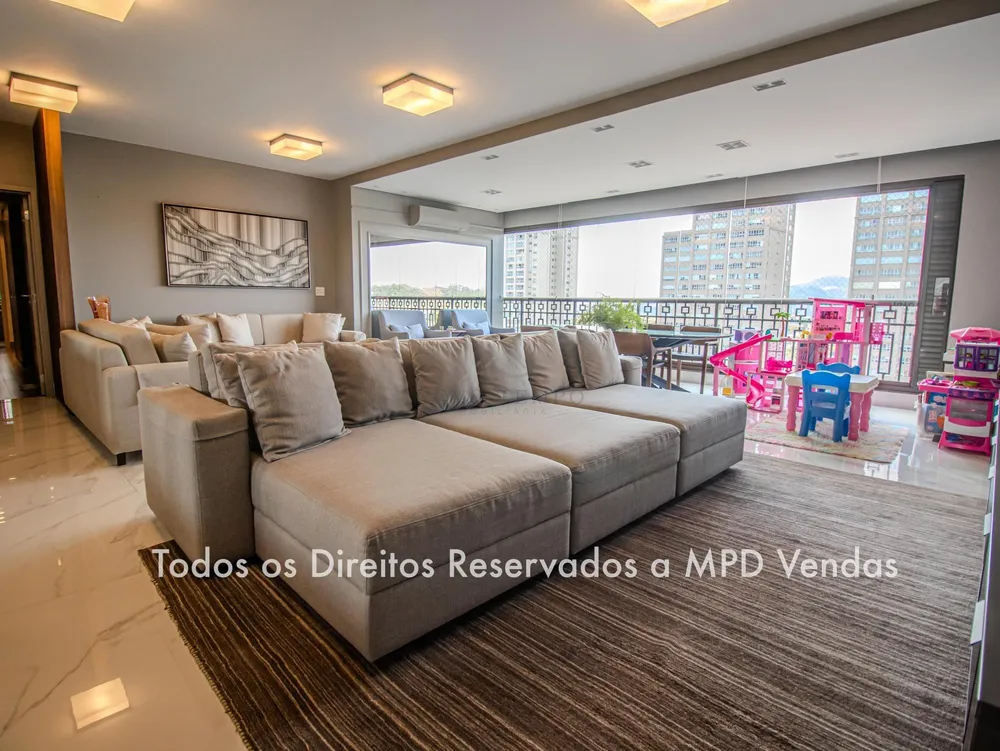 Apartamento, 3 quartos, 228 m² - Foto 2
