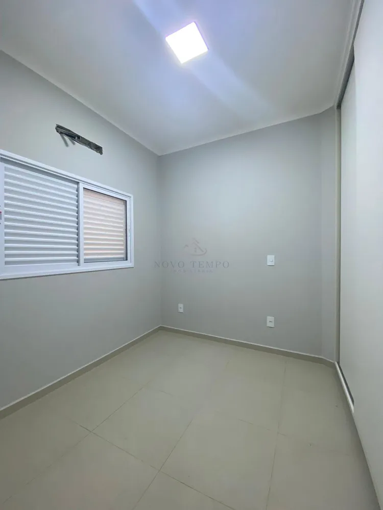 Casa, 3 quartos, 240 m² - Foto 2