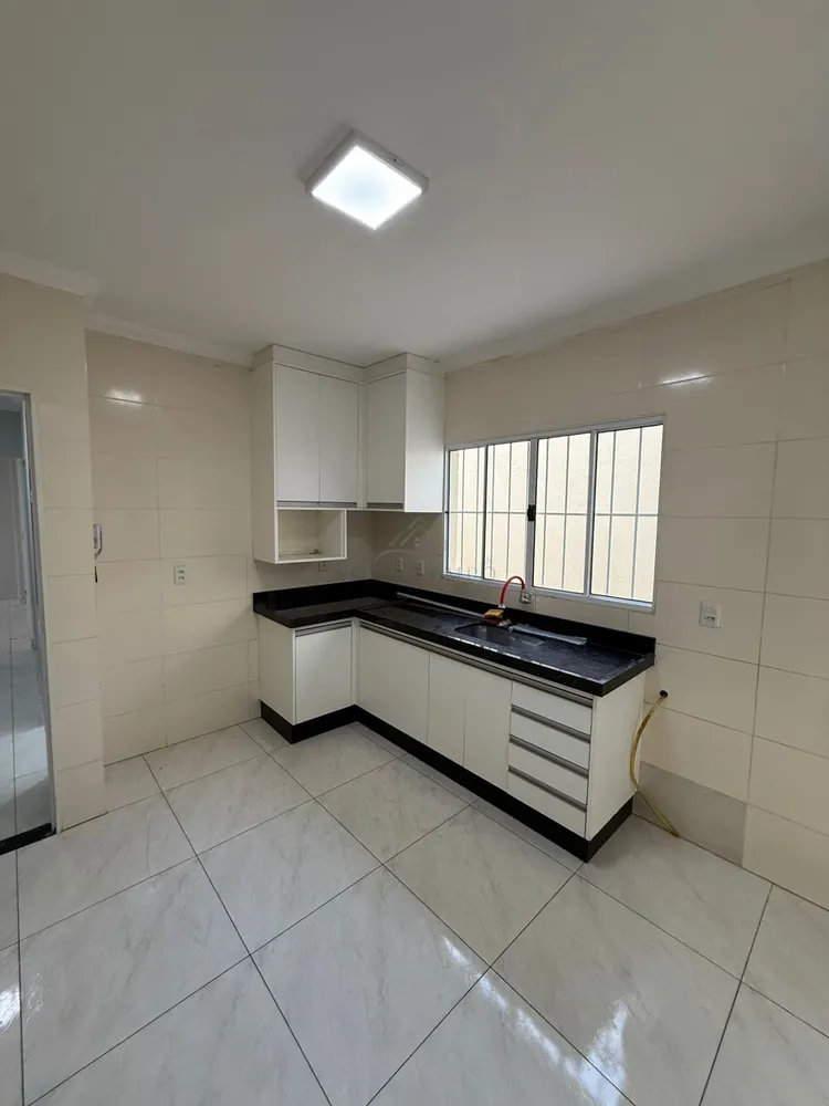 Sobrado, 5 quartos, 233 m² - Foto 1