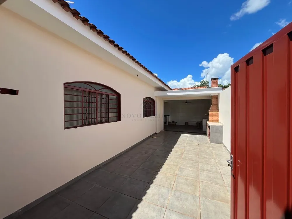 Casa, 3 quartos, 200 m² - Foto 2
