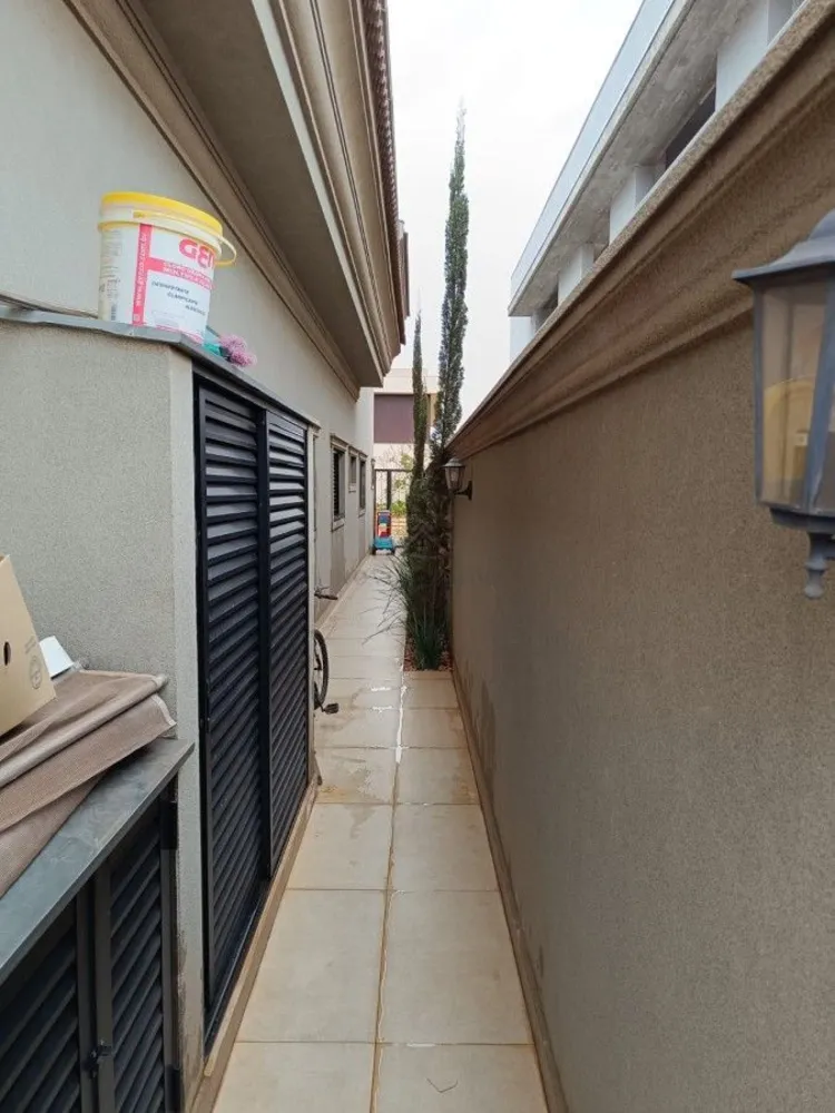 Casa, 3 quartos, 256 m² - Foto 1