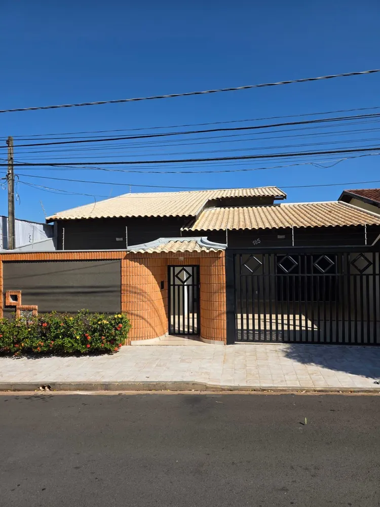 Casa, 3 quartos, 285 m² - Foto 1