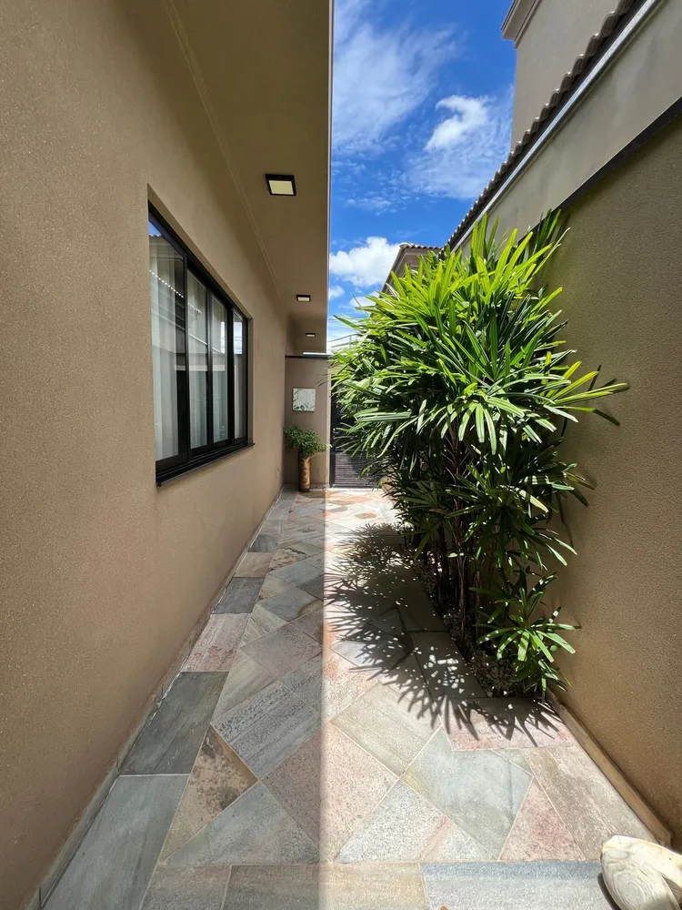 Casa, 3 quartos, 219 m² - Foto 4