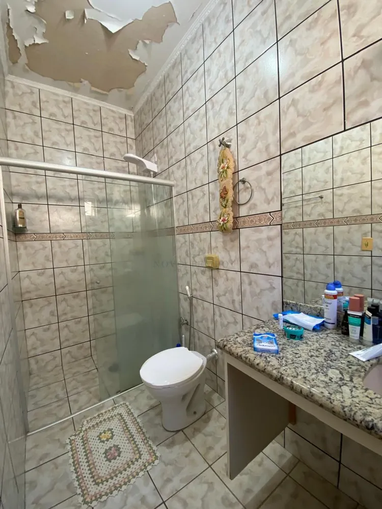 Casa, 3 quartos, 218 m² - Foto 2