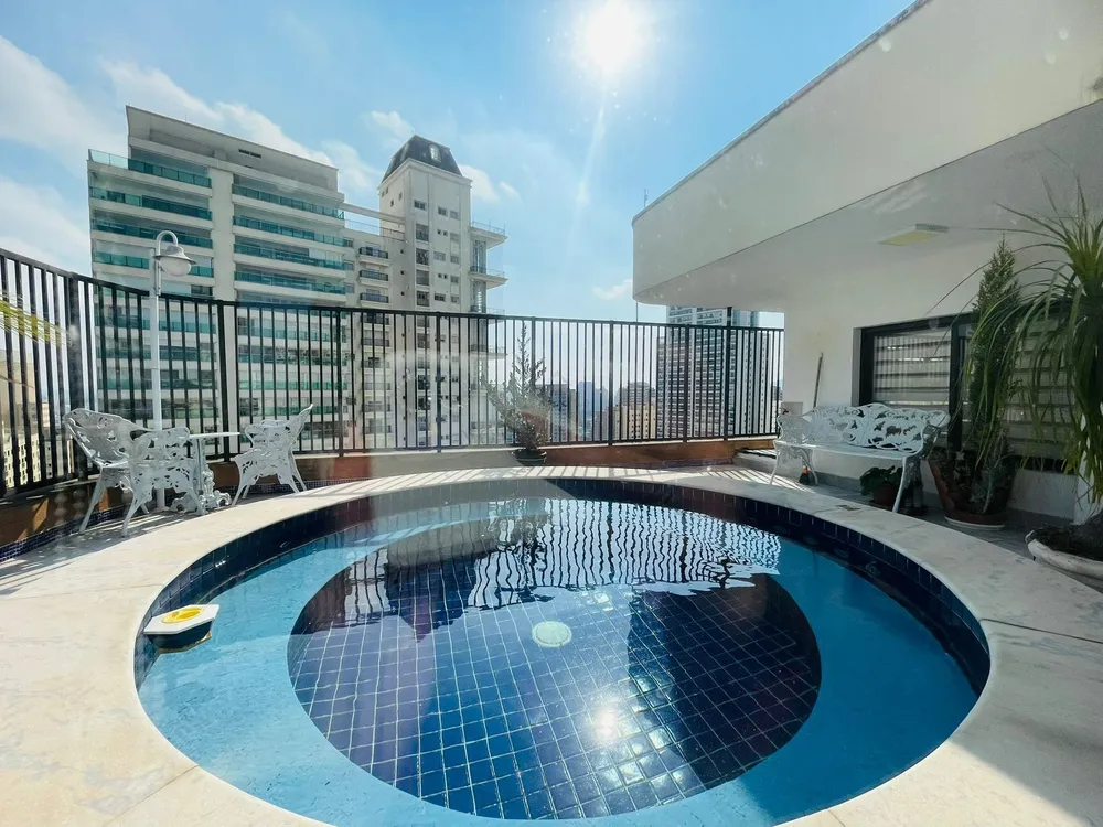 Cobertura, 3 quartos, 230 m² - Foto 2