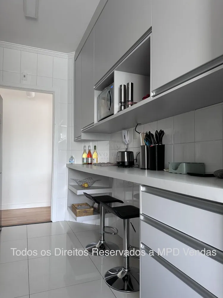 Apartamento, 3 quartos, 140 m² - Foto 2