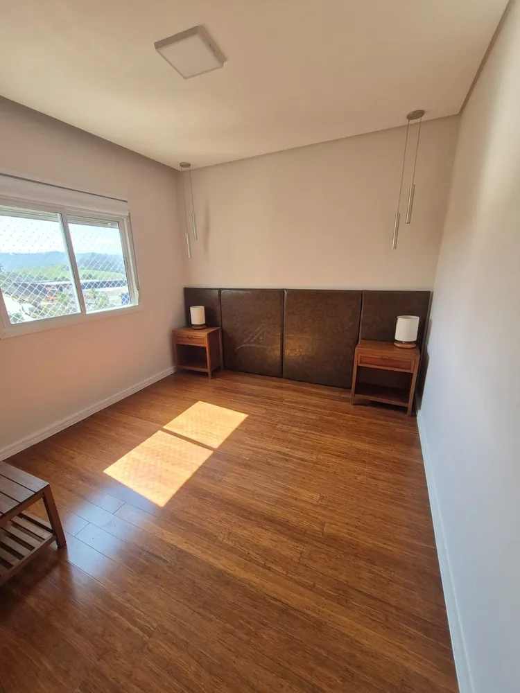 Apartamento, 3 quartos, 131 m² - Foto 2