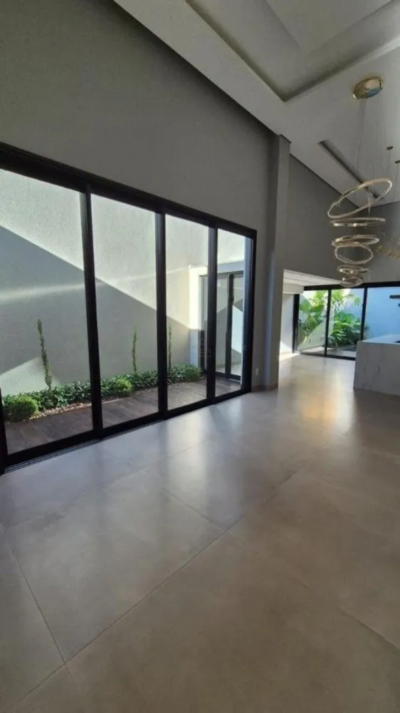 Casa, 3 quartos, 276 m² - Foto 1