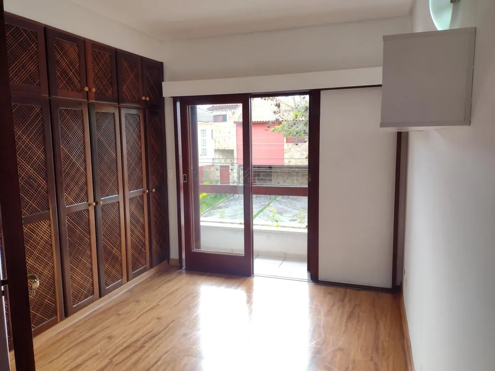 Casa, 3 quartos, 237 m² - Foto 4