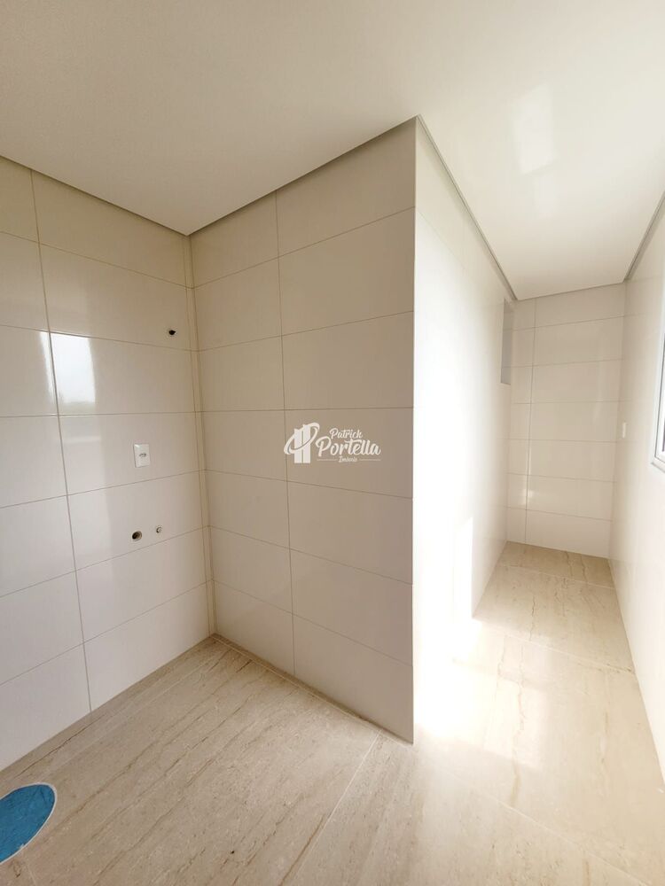 Apartamento, 3 quartos, 191 m² - Foto 2