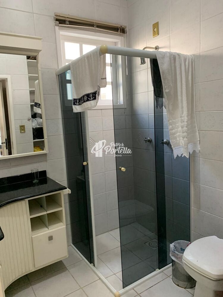 Casa, 4 quartos, 550 m² - Foto 1