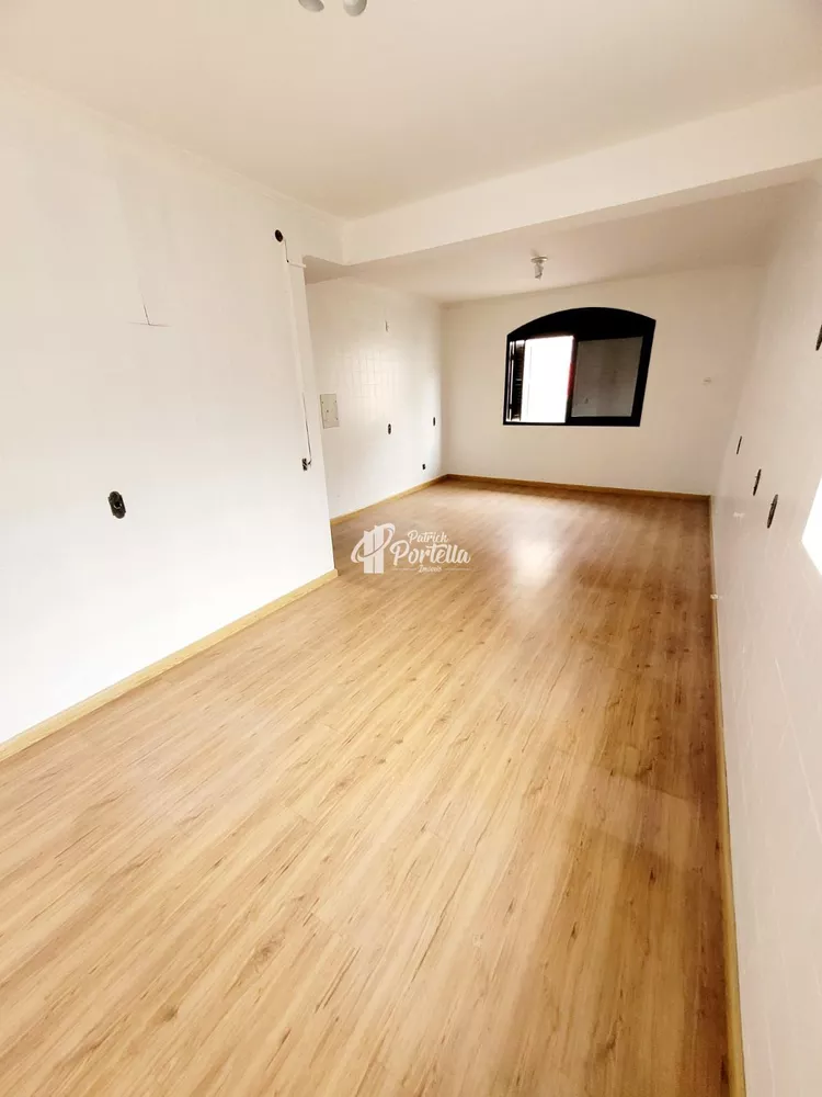 Casa à venda e aluguel com 3 quartos, 350m² - Foto 7