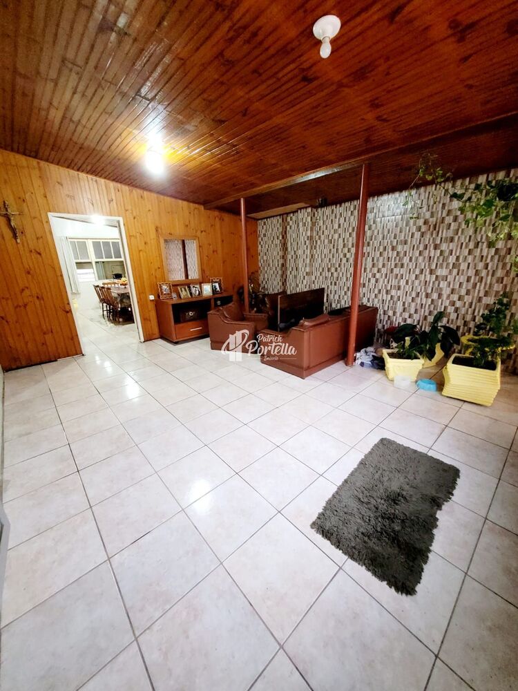 Casa, 4 quartos, 121 m² - Foto 1