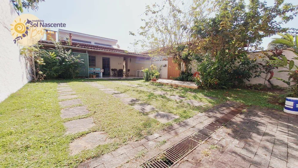 Casa, 4 quartos, 160 m² - Foto 1