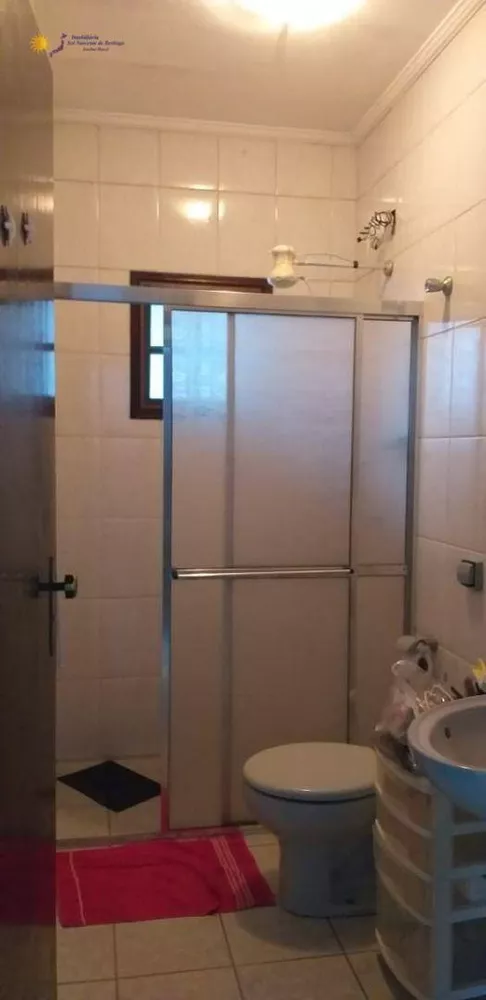 Casa à venda com 2 quartos, 70m² - Foto 9