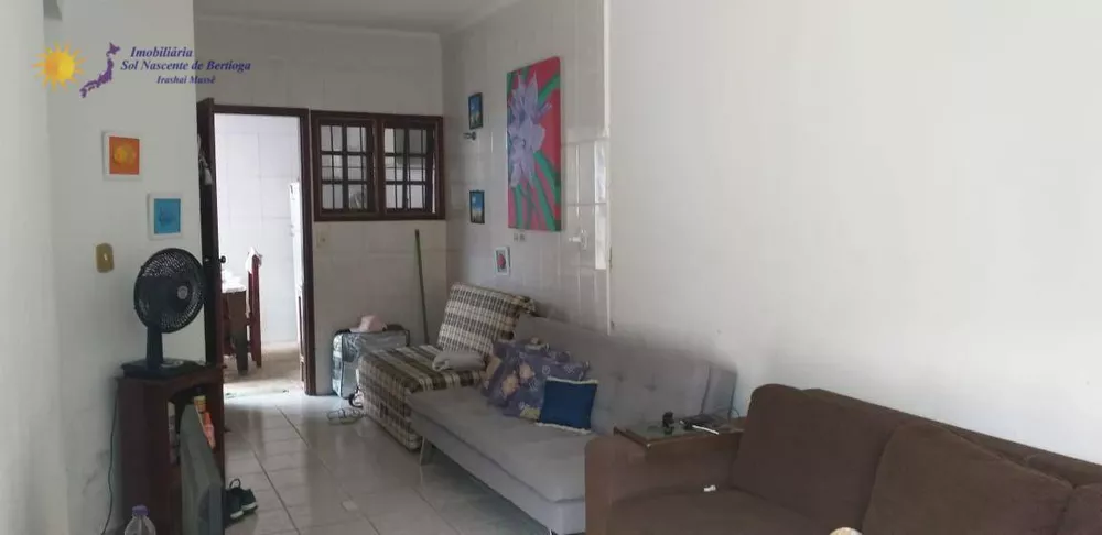 Casa à venda com 2 quartos, 70m² - Foto 8