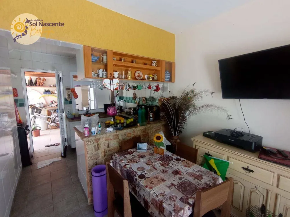 Casa, 2 quartos, 75 m² - Foto 1