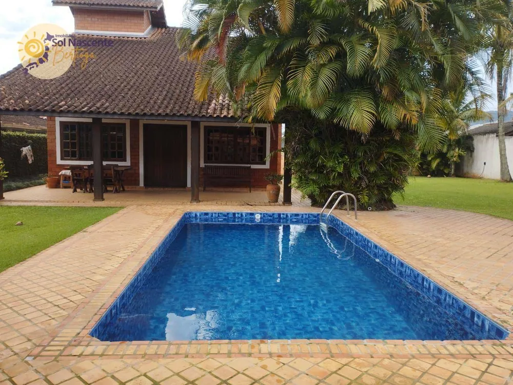 Casa, 3 quartos, 144 m² - Foto 1