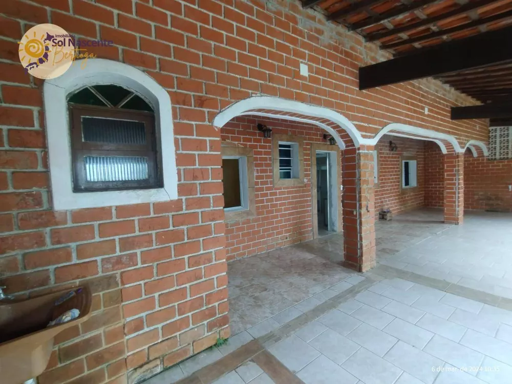 Casa à venda com 2 quartos, 50m² - Foto 3