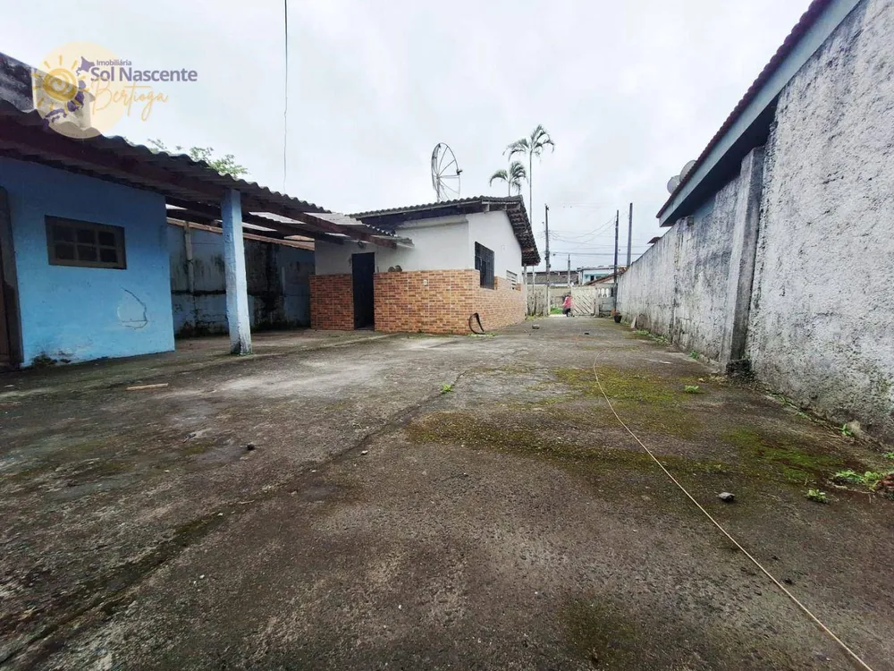 Casa, 3 quartos, 146 m² - Foto 2
