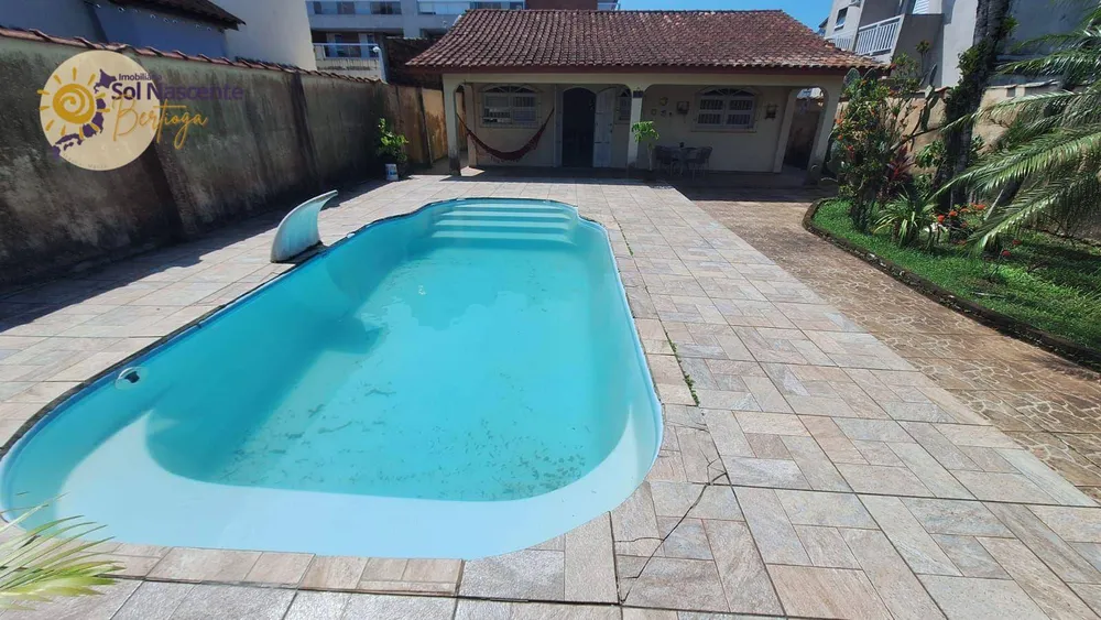 Casa, 4 quartos, 222 m² - Foto 2