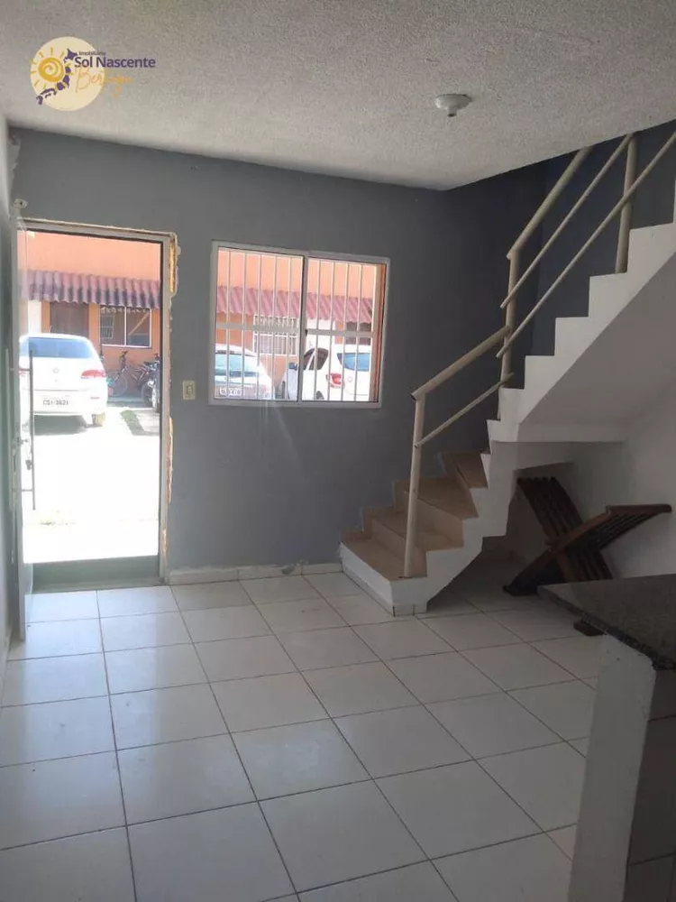 Casa de Condomínio à venda com 2 quartos, 64m² - Foto 1