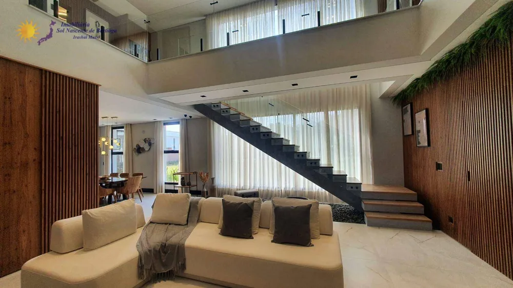 Casa de Condomínio, 5 quartos - Foto 1