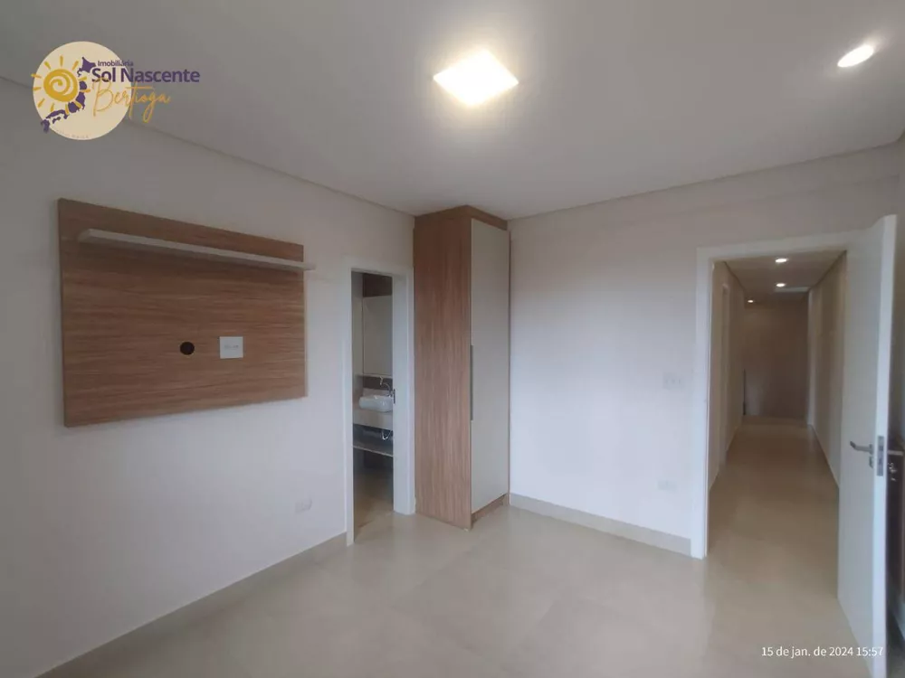 Casa à venda com 4 quartos, 135m² - Foto 2