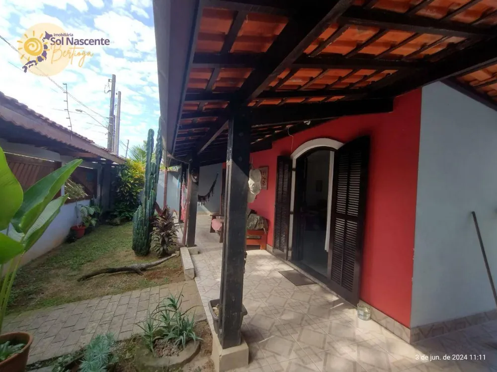 Casa, 5 quartos, 175 m² - Foto 1