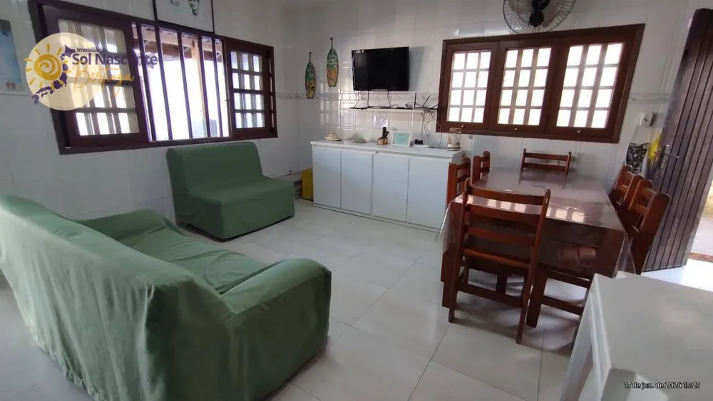 Casa, 4 quartos, 216 m² - Foto 2